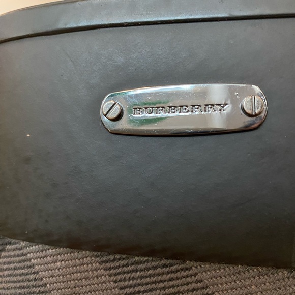 LIKE NEW: Burberry London House Rubber Riding Boots size 37 (US 7/7.5) - Picture 3 of 7